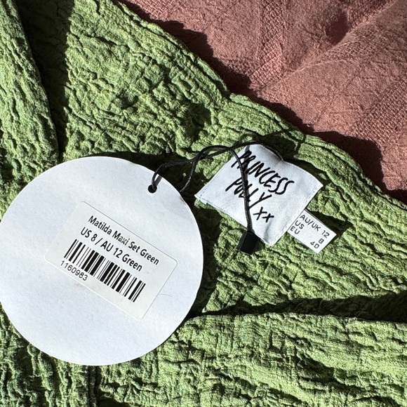 Green Textured Two-Piece Set - Picture 6 of 6